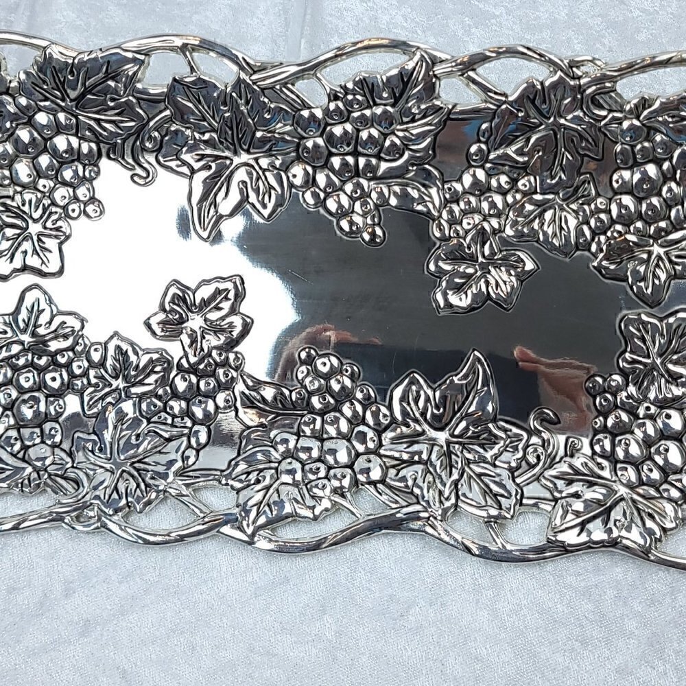 Godinger Silver Serving Tray - Picture 3 of 6